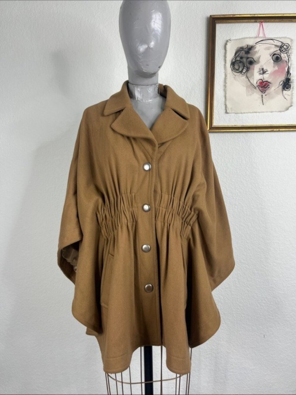 VTG Anthro Sunner Camel Cinched Waist Wool Cape Brass Snaps